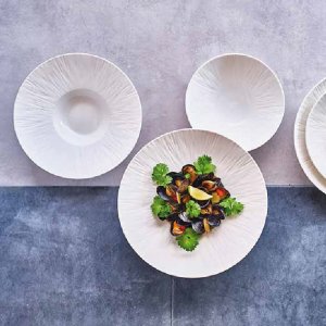 Mělký talíř PURE WHITE 27 cm