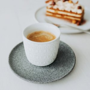 G. Benedikt DOUBLEWALLS Porcelánový dvoustěnný šálek STARS raw, 180 ml